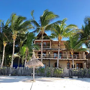 Casa Cat Ba Beachfront Boutique , Isla Holbox Mexico